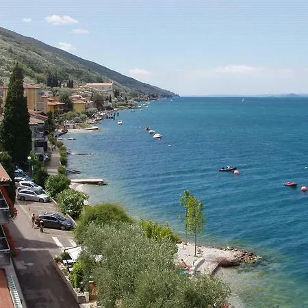 Torre - Atmosfera Romantica Гостевой дом