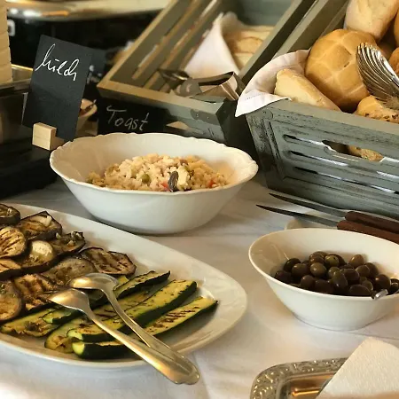 Torre - Atmosfera Romantica Бренцоне-суль-Гарда