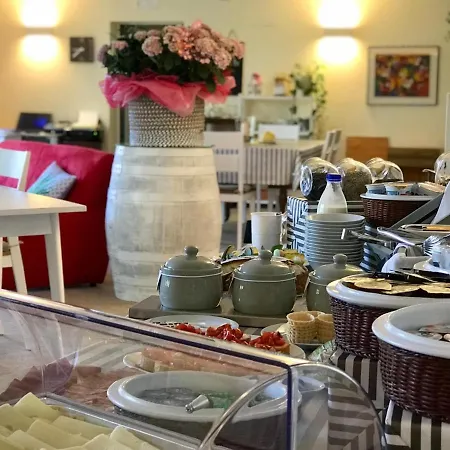 Torre - Atmosfera Romantica 4* Бренцоне-суль-Гарда