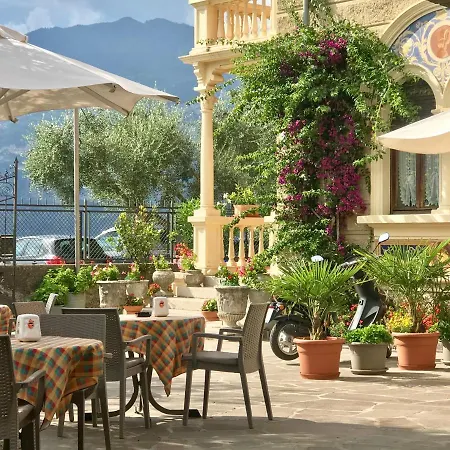 Torre - Atmosfera Romantica Πανσιόν 4*